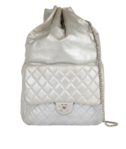 Backpack In Seoul, front view
